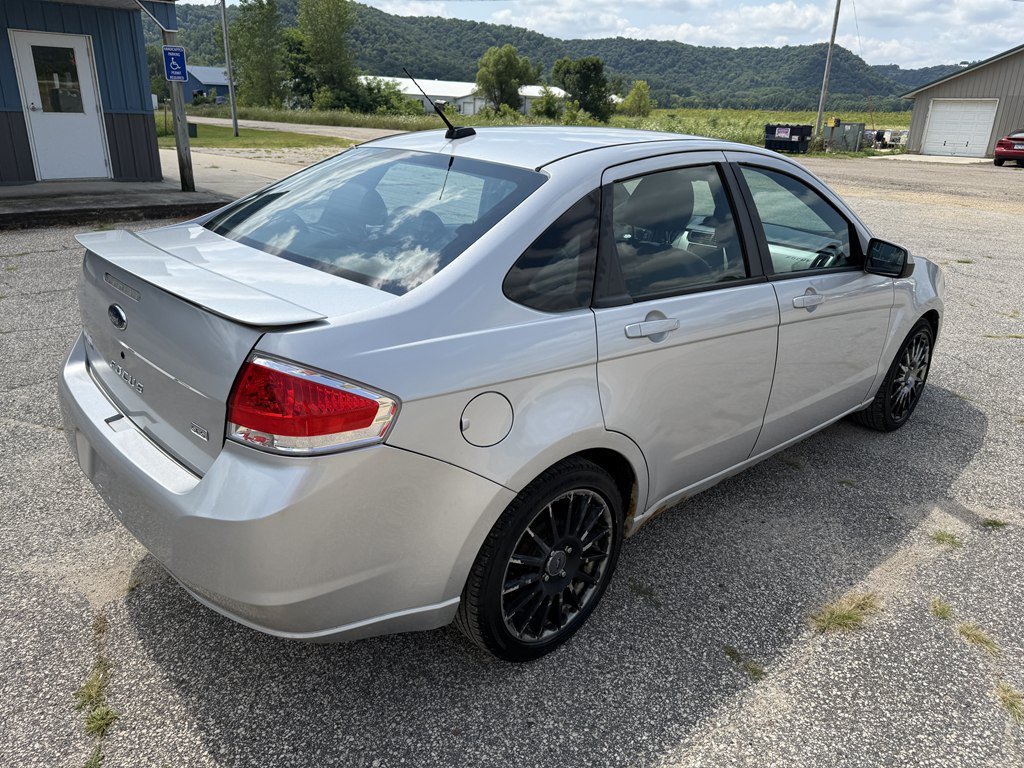 Used 2009 Ford Focus SES FWD image 5