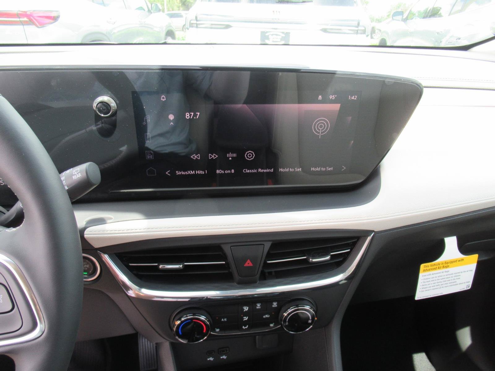 New 2026 Buick Encore GX Preferred w/ Comfort Package FWD image 27