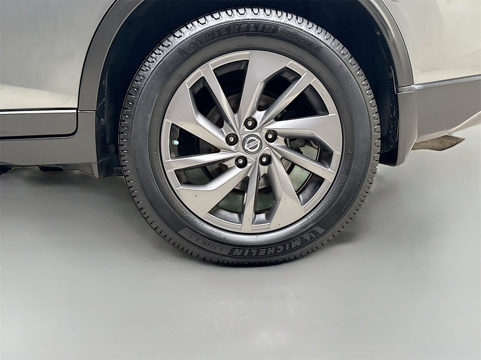 Used 2016 Nissan Rogue SL w/ SL Premium Package image 33