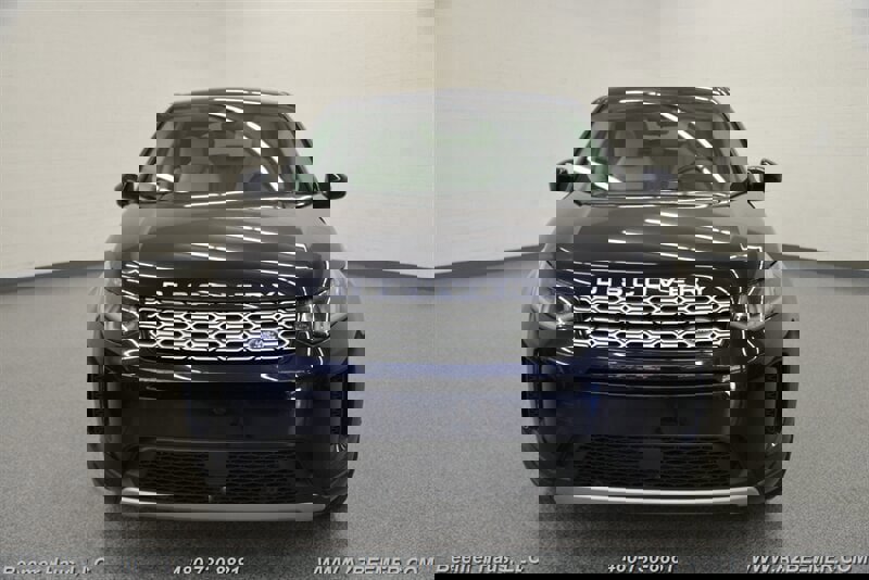 Used 2021 Land Rover Discovery Sport SE R-Dynamic image 5