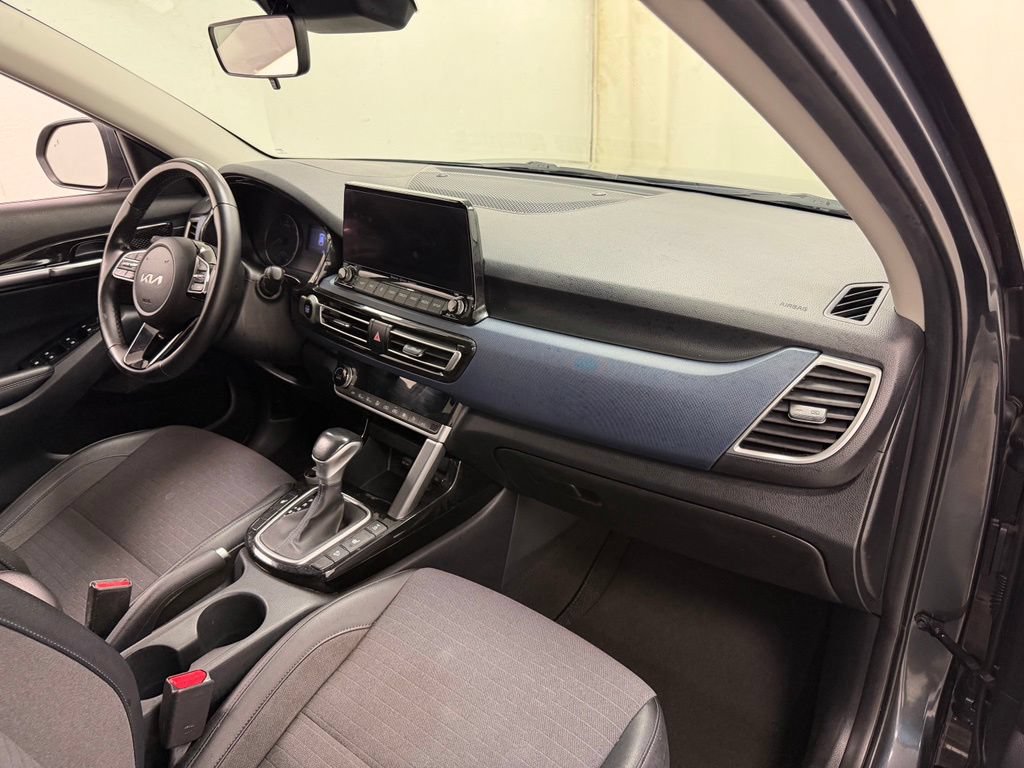Used 2023 Kia Seltos Nightfall Edition AWD/4WD image 11