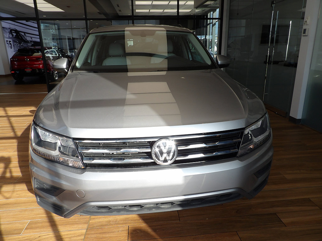 Used 2021 Volkswagen Tiguan SE FWD image 2