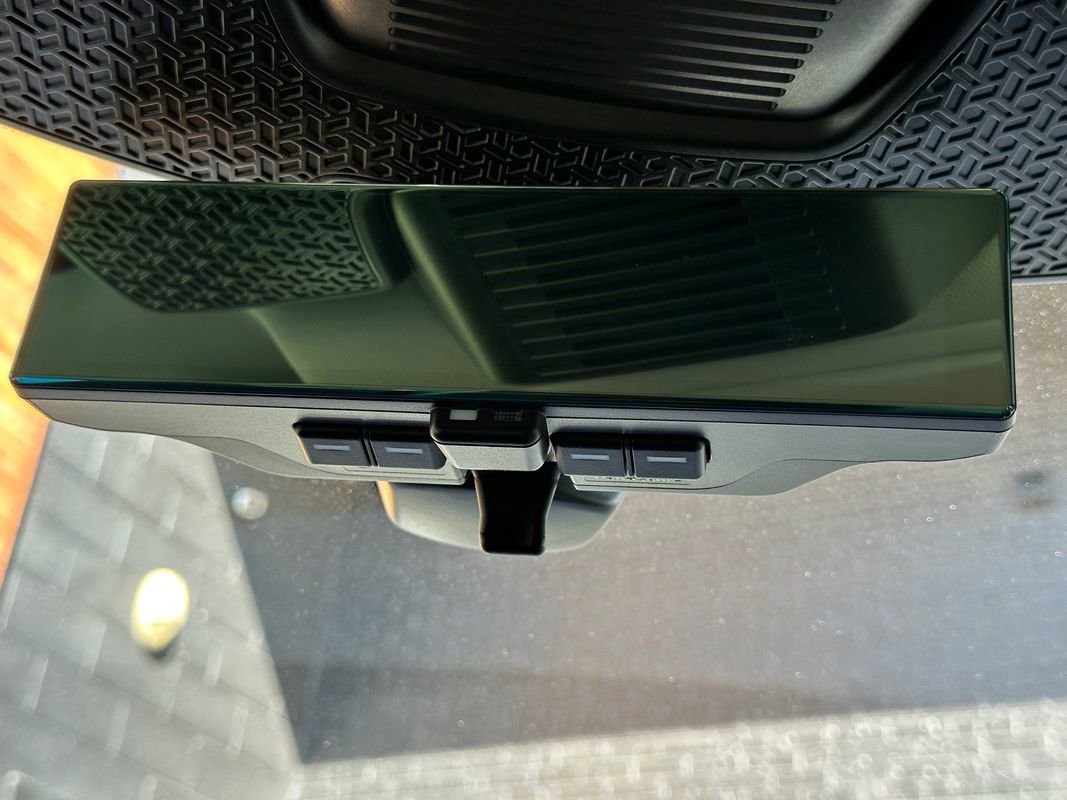 Used 2023 Nissan Ariya Evolve+ image 39