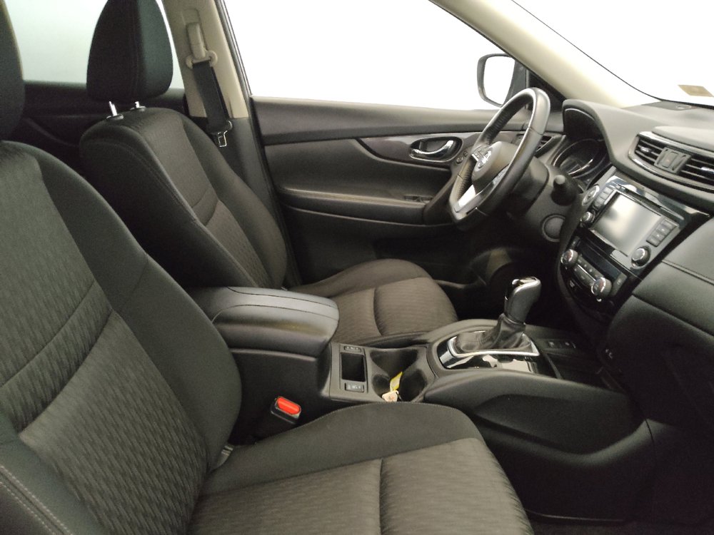 Used 2019 Nissan Rogue SV w/ Premium Package AWD/4WD image 21