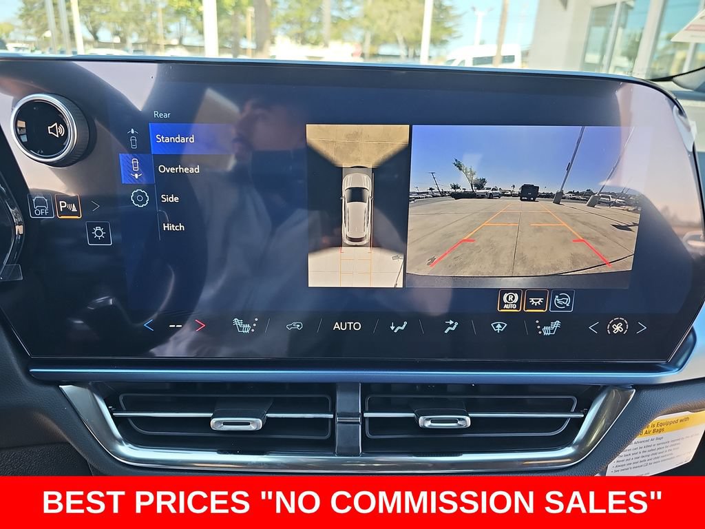 New 2026 Chevrolet Equinox EV LT FWD image 23