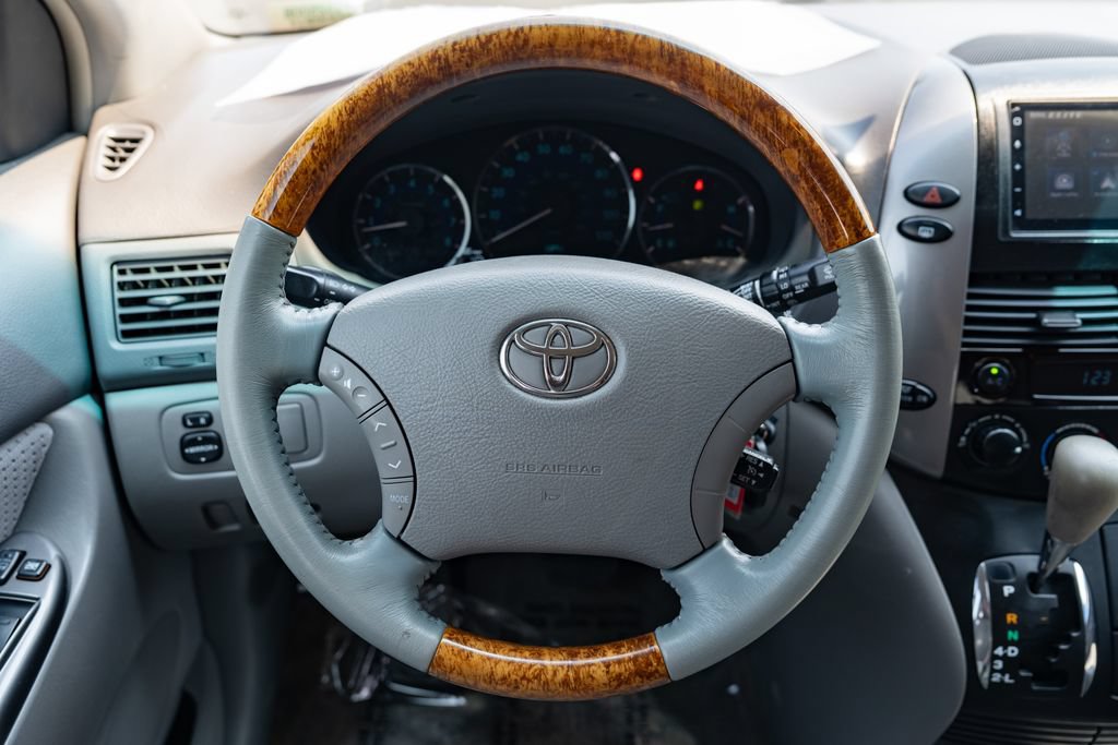 Used 2006 Toyota Sienna LE FWD image 15