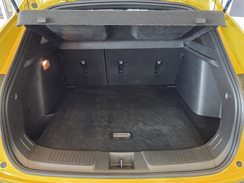 Certified 2024 Chevrolet Trax RS w/ Sunroof Package image 10