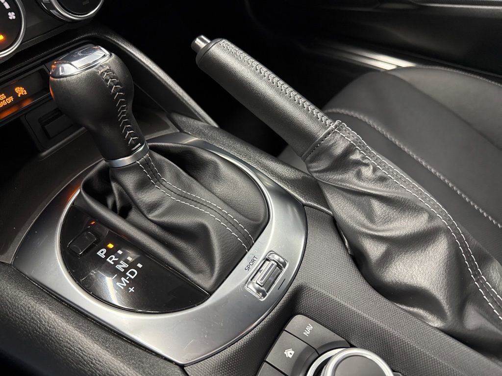 Used 2023 MAZDA MX-5 Miata Grand Touring RWD image 19