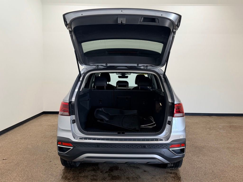 Used 2023 Volkswagen Taos SEL AWD/4WD image 5