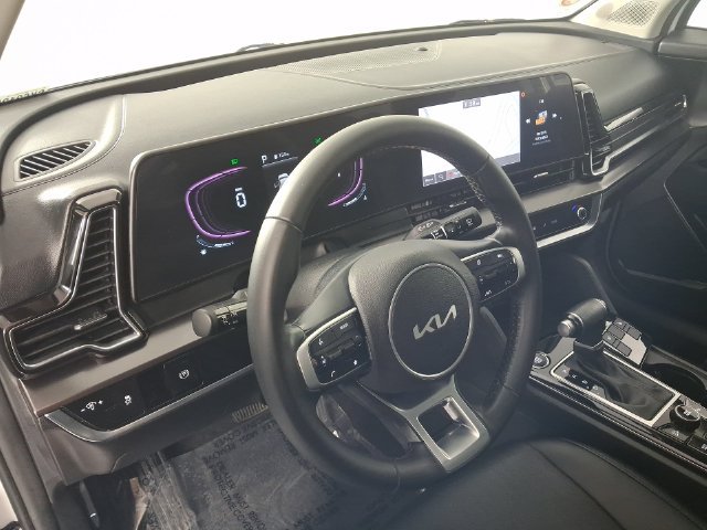 Used 2024 Kia Sportage EX FWD image 23