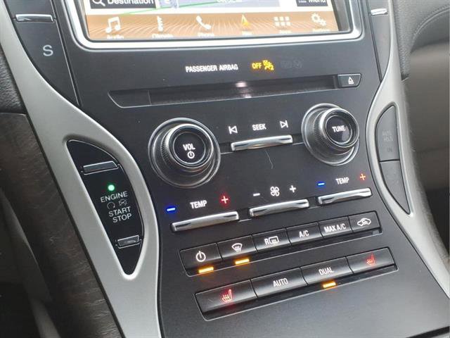 Used 2019 Lincoln Nautilus Select image 16