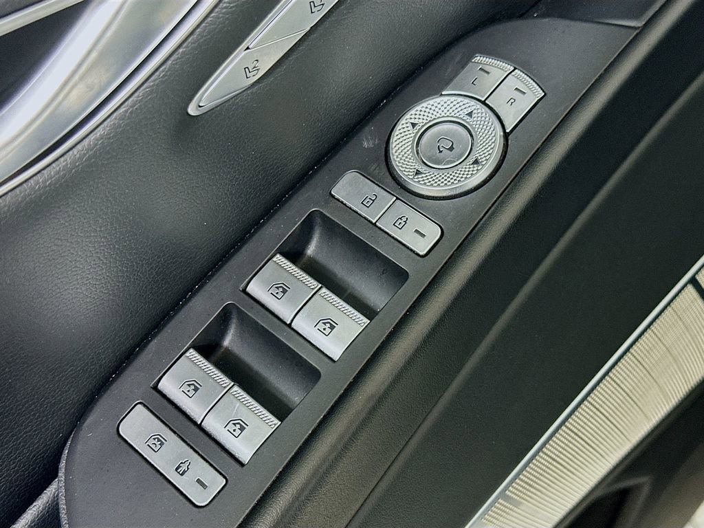 Used 2023 Genesis G80 2.5T w/ Advanced Package image 20