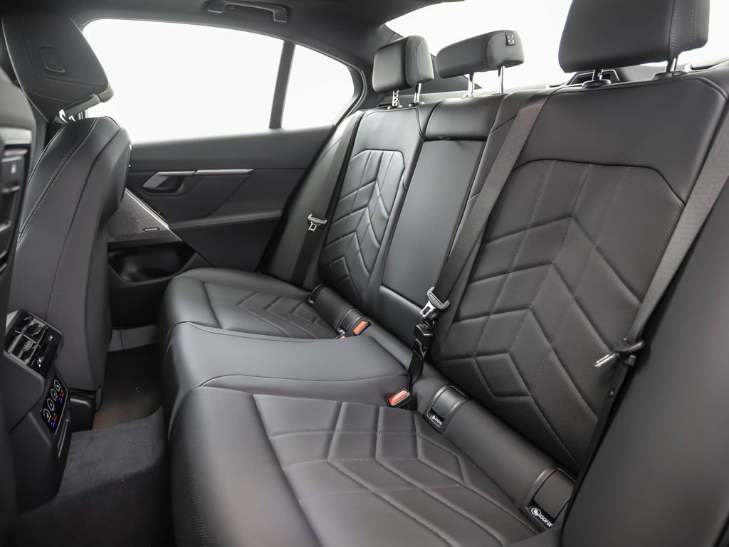 Used 2026 BMW 530i xDrive w/ Premium Package image 23