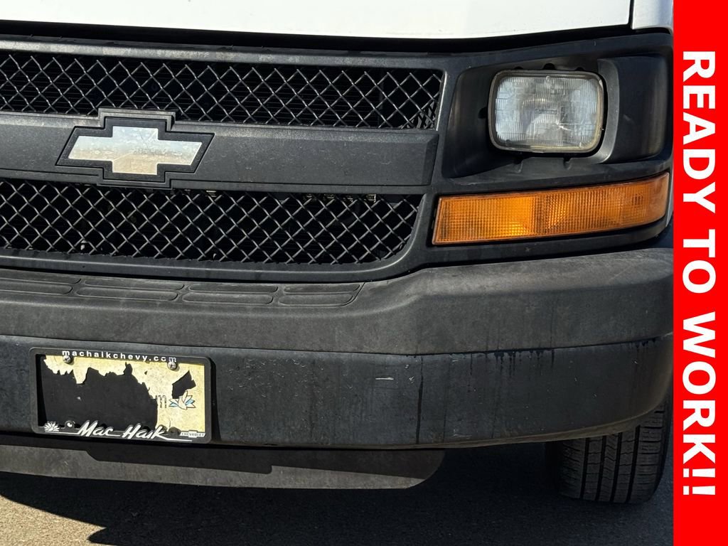Used 2015 Chevrolet Express 2500 image 9