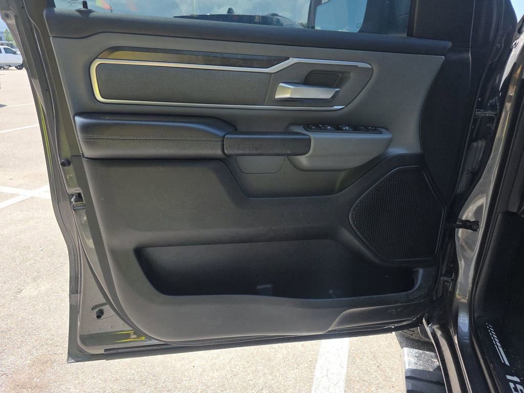 Used 2022 RAM 1500 Lone Star RWD image 9