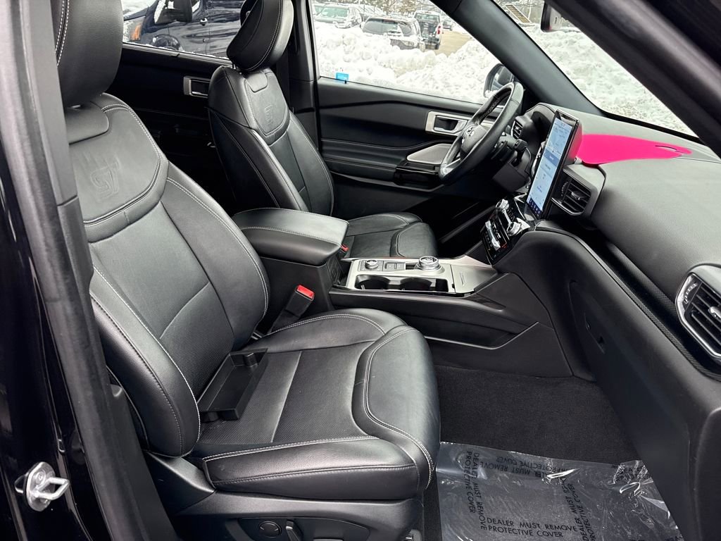 Certified 2023 Ford Explorer ST w/ Technology Package image 9