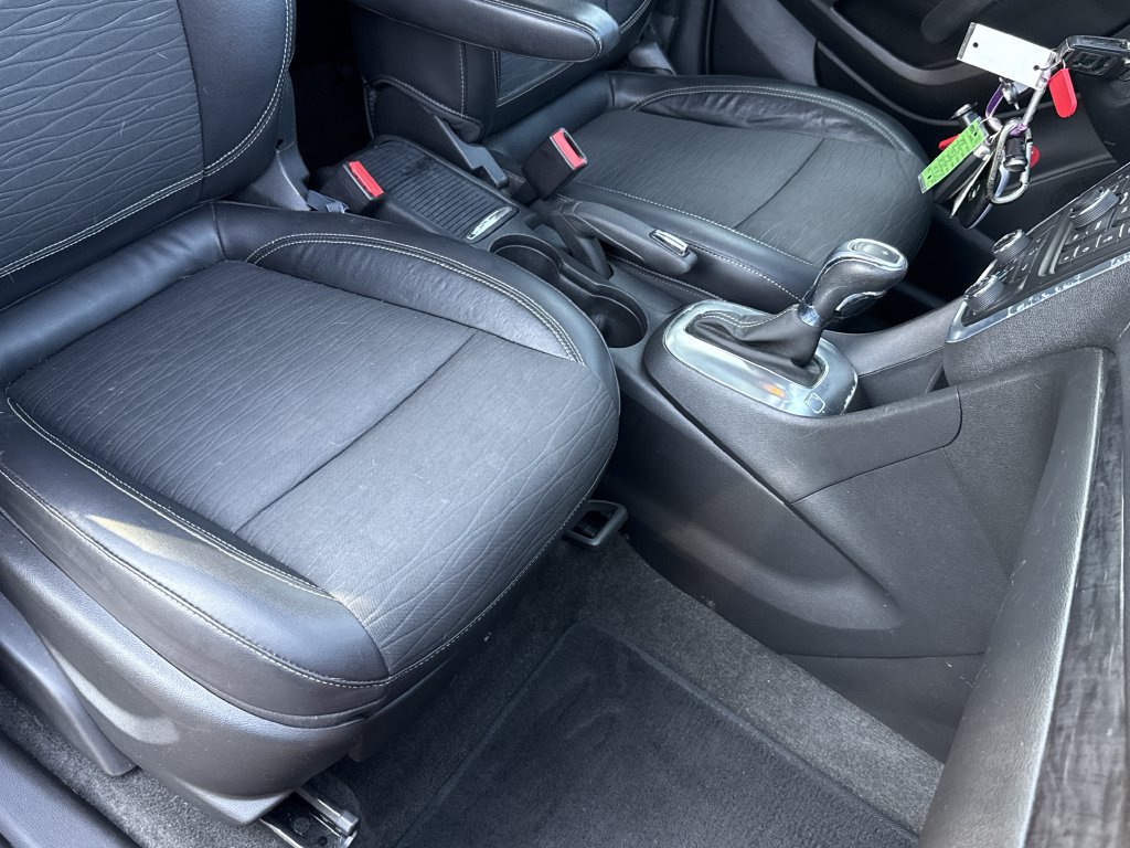 Used 2016 Buick Encore Convenience FWD image 32