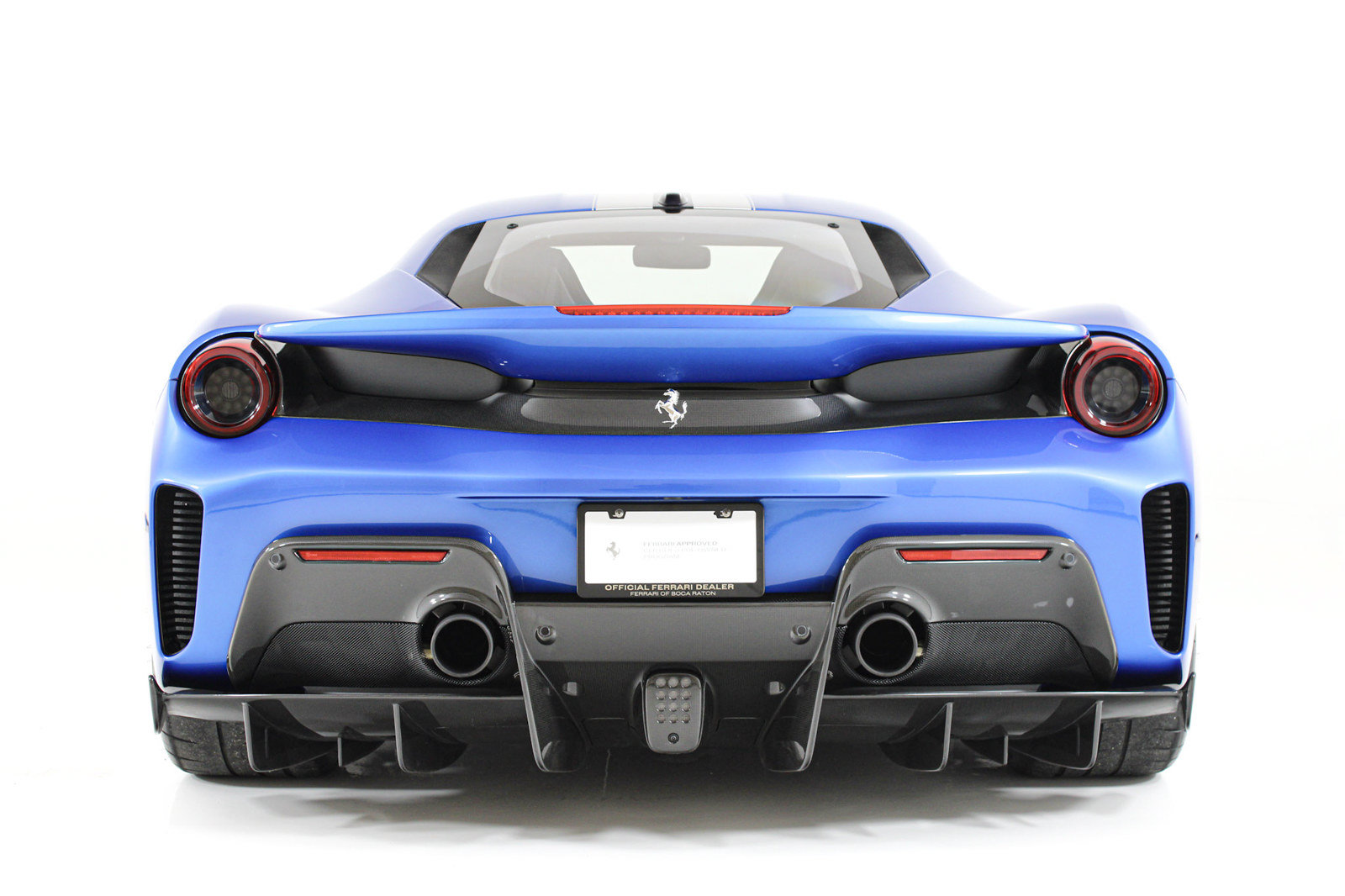 Used 2020 Ferrari 488 Pista Coupe RWD image 14
