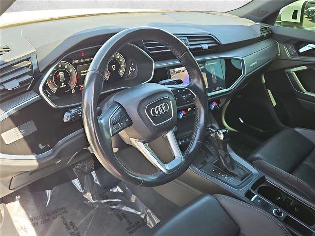 Used 2020 Audi Q3 2.0T Premium Plus image 10