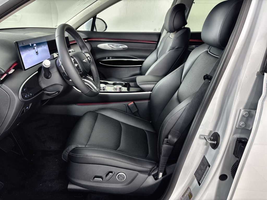 New 2026 Genesis GV70 2.5T AWD/4WD image 13