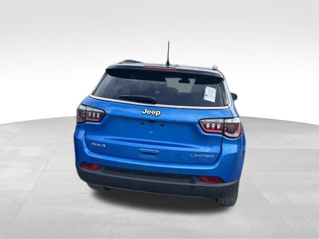 Used 2024 Jeep Compass Limited AWD/4WD image 28