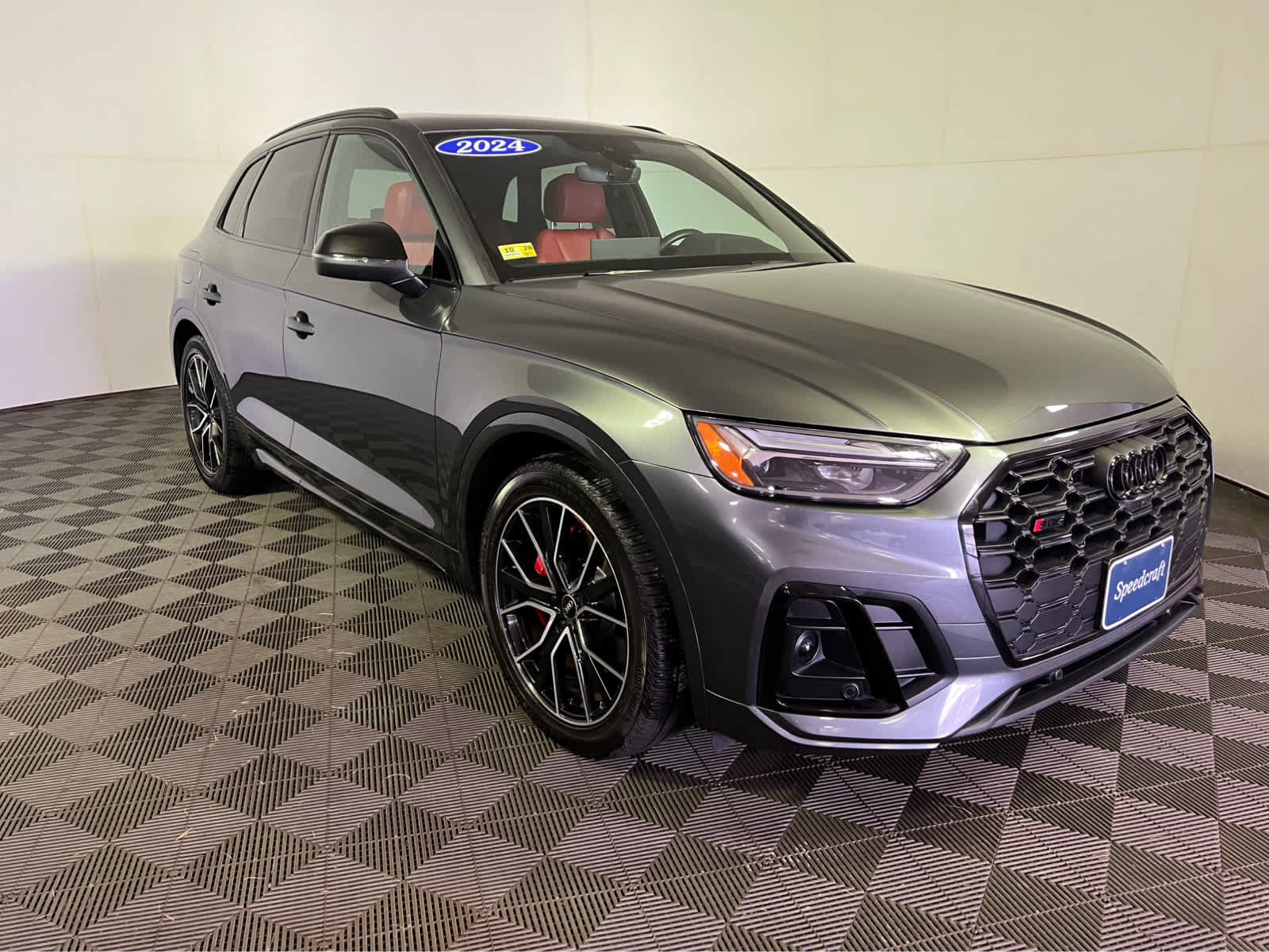 Used 2024 Audi SQ5 Premium Plus w/ Premium Plus Package AWD/4WD image 1