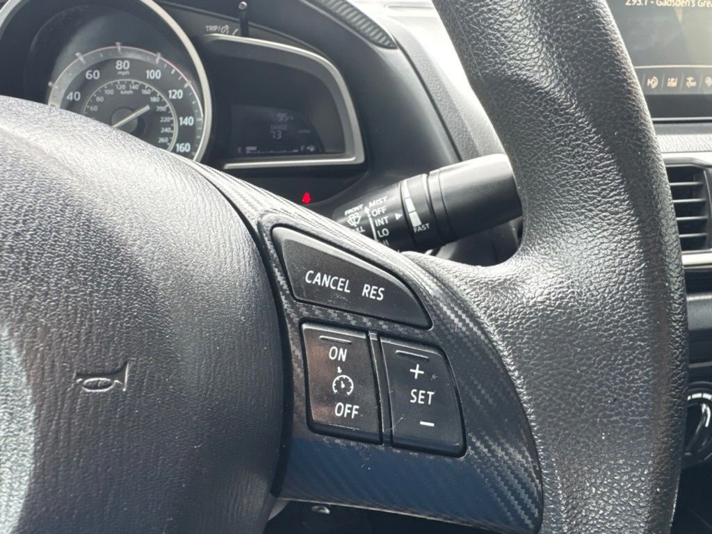 Used 2015 MAZDA MAZDA3 i Sport FWD image 18