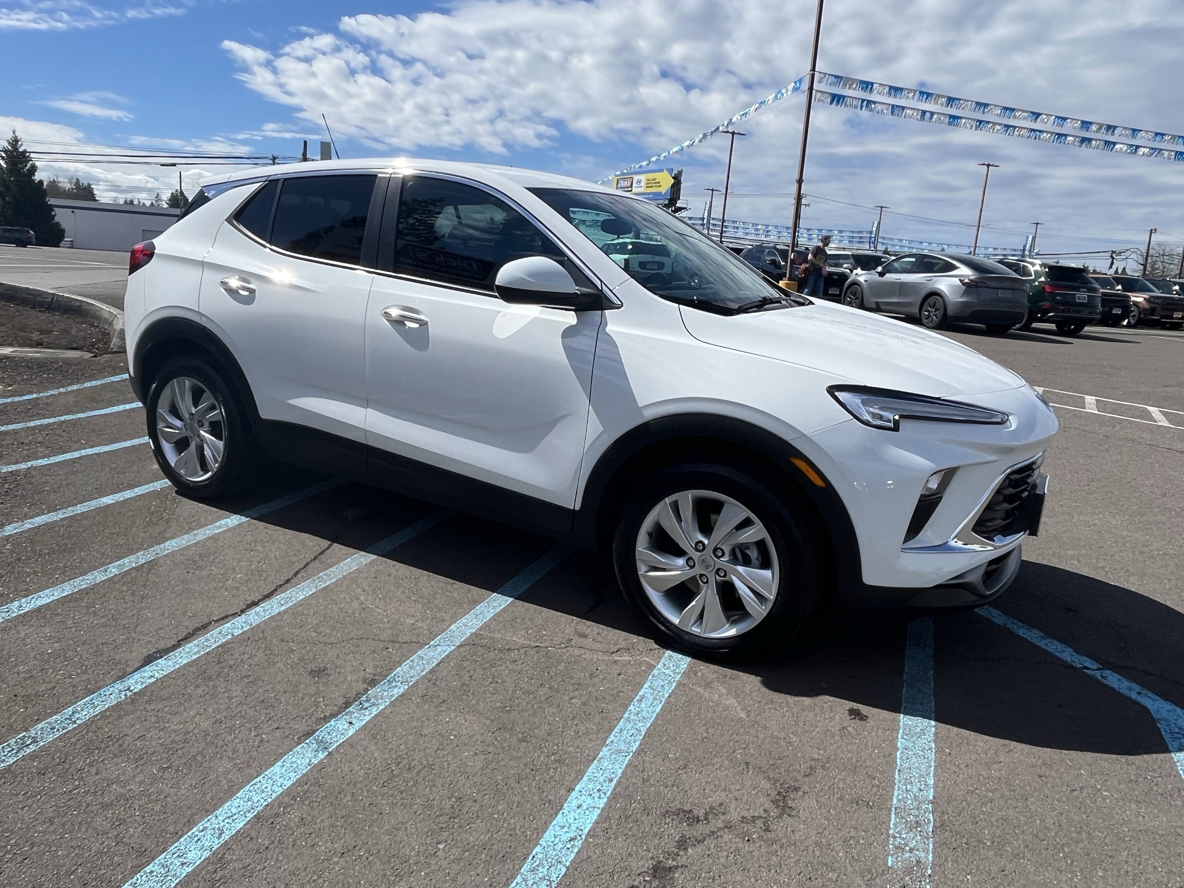 Used 2024 Buick Encore GX Preferred image 7