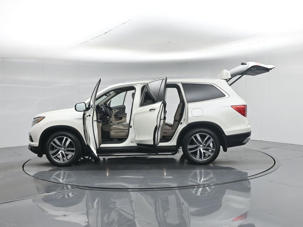 Used 2016 Honda Pilot Elite image 40