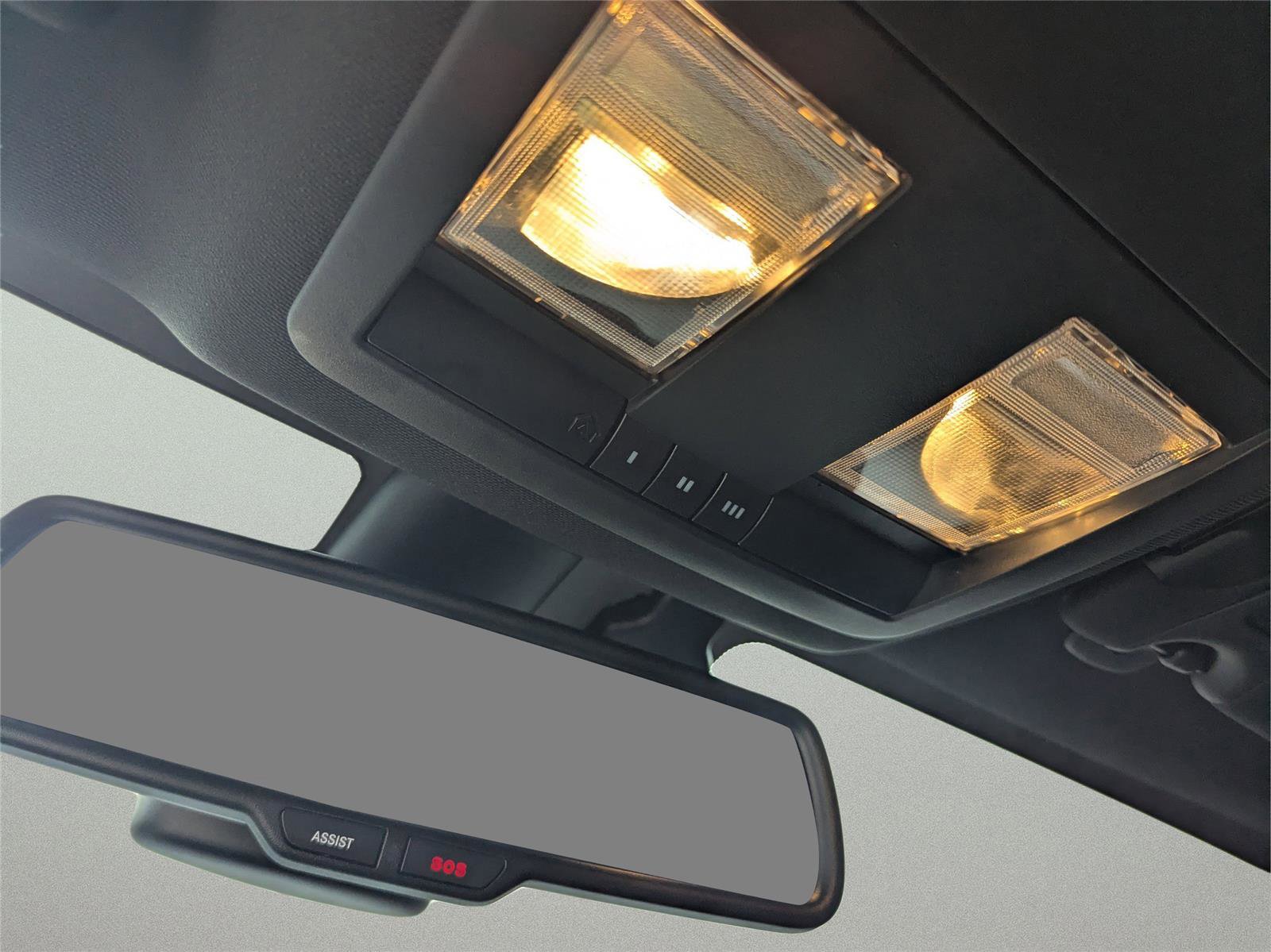 Used 2022 Dodge Challenger R/T w/ Shaker Package image 25