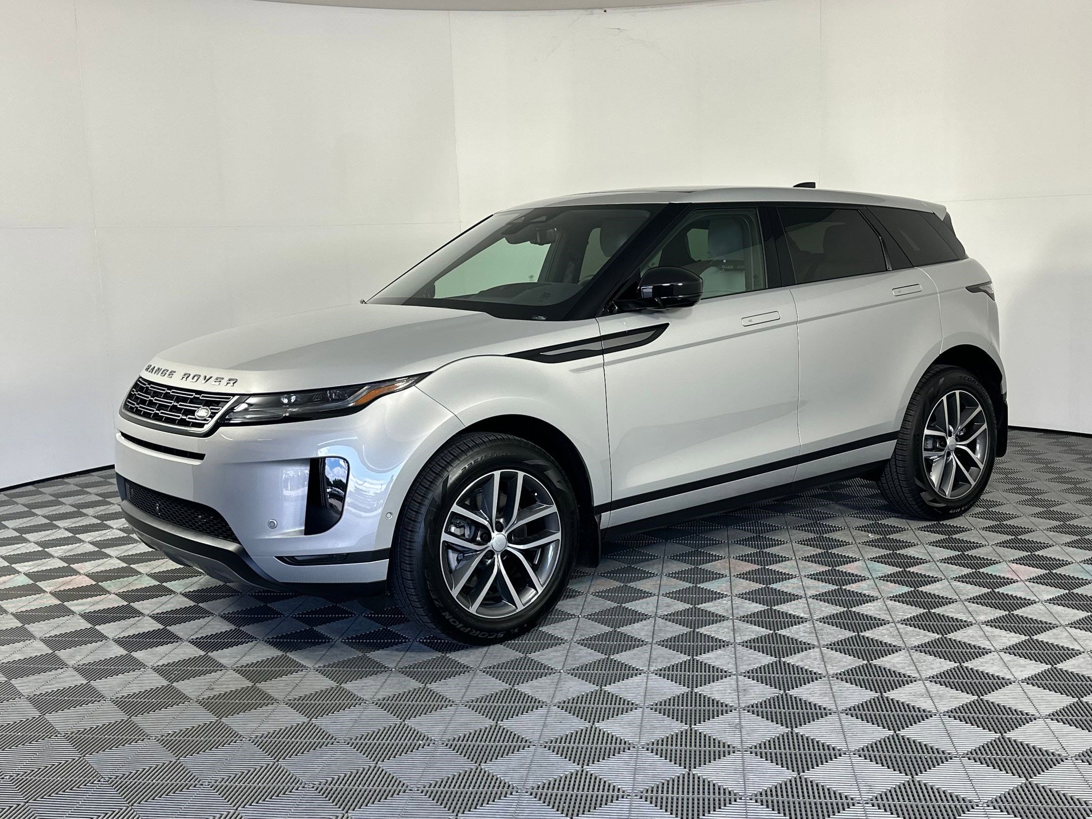 Used 2026 Land Rover Range Rover Evoque S