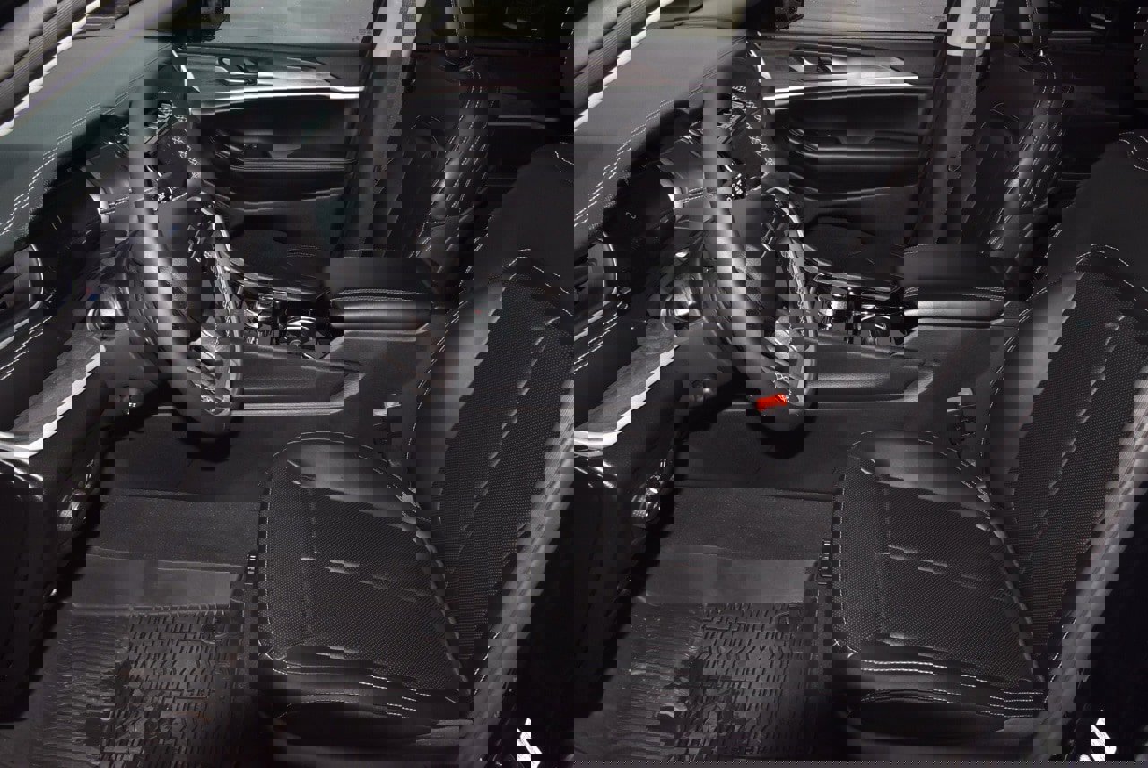 Used 2023 Jeep Grand Cherokee Limited w/ Luxury Tech Group II image 13