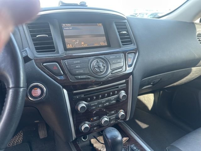 Used 2015 Nissan Pathfinder SL w/ Trailer Tow Package AWD/4WD image 11
