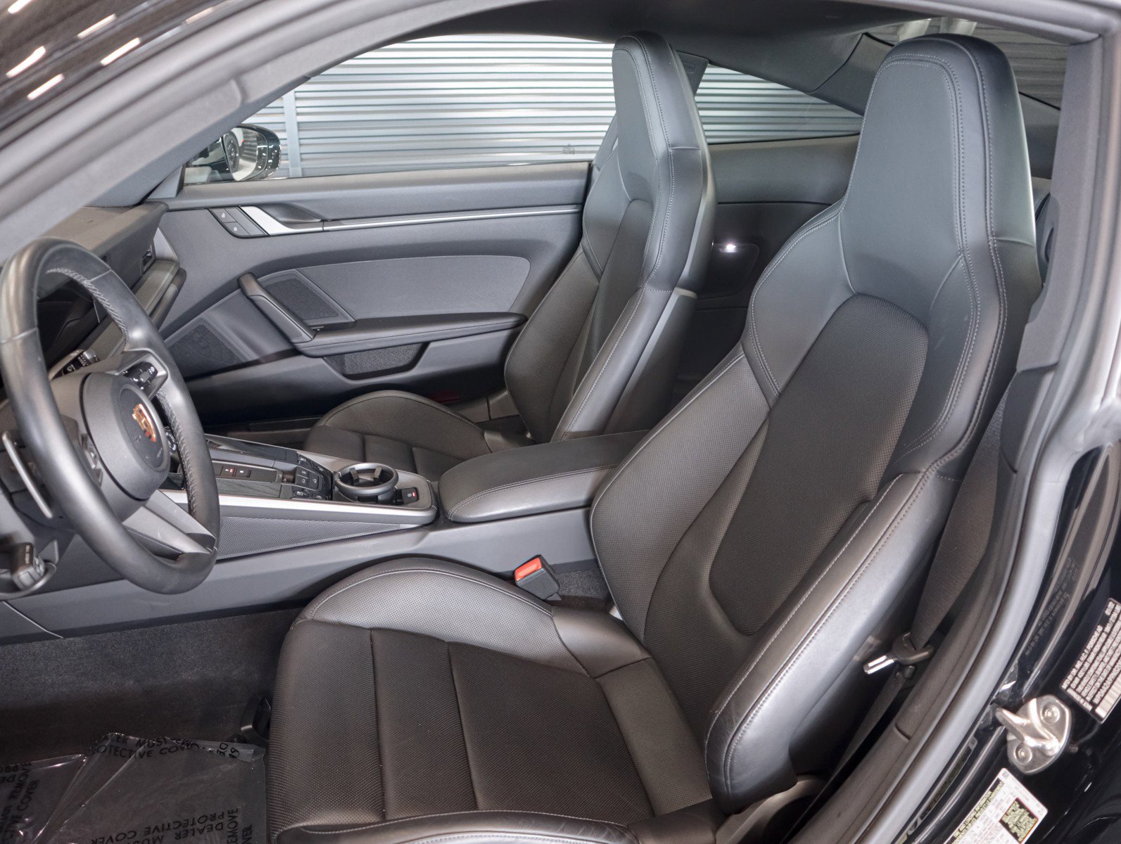Used 2022 Porsche 911 Carrera RWD image 5