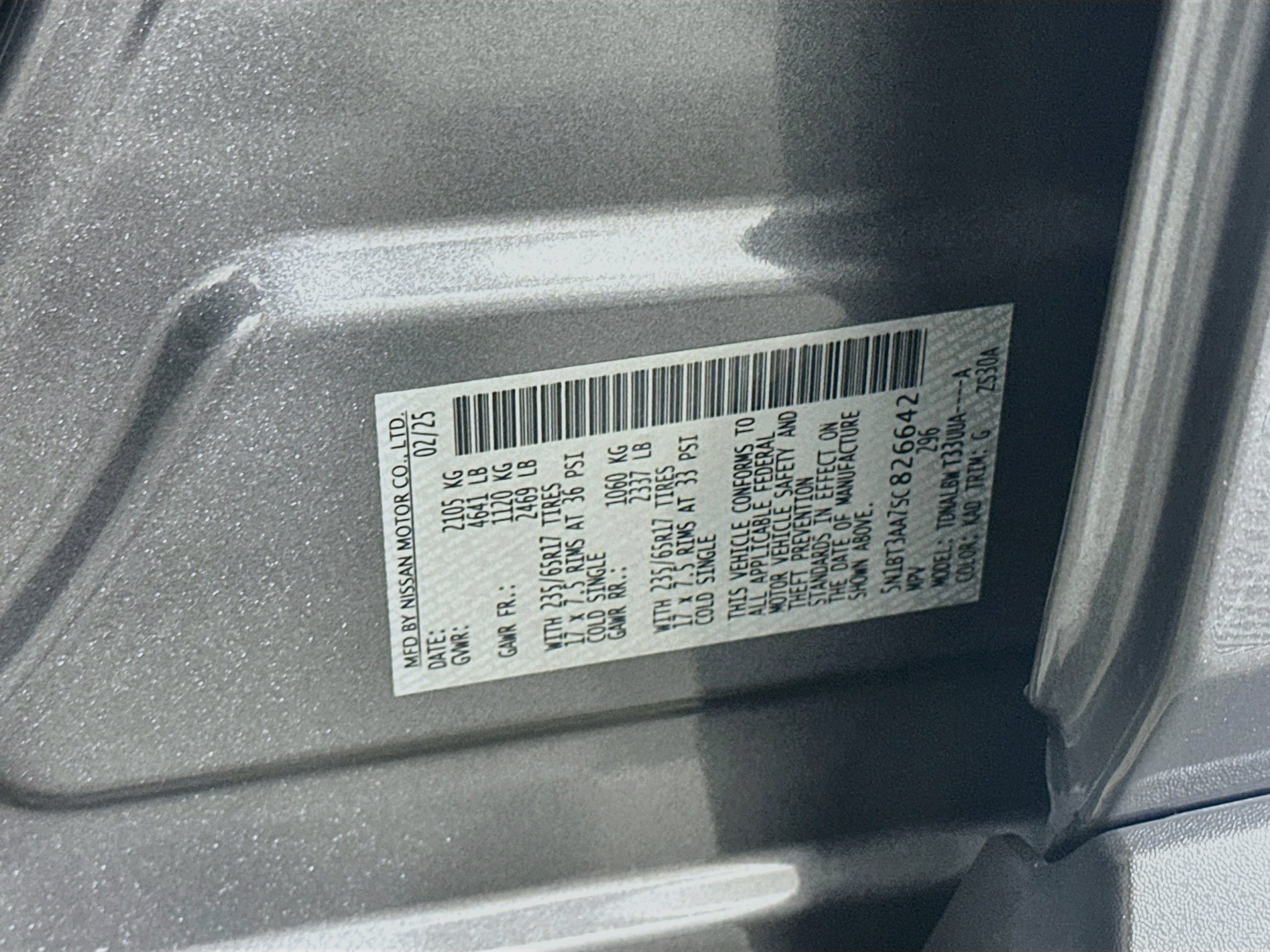Used 2025 Nissan Rogue S FWD image 12