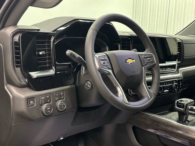 New 2026 Chevrolet Silverado 1500 LTZ w/ LTZ Premium Package image 18