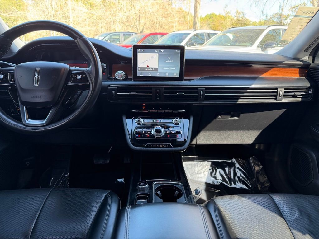 Used 2022 Lincoln Corsair Reserve w/ Sport Package image 13
