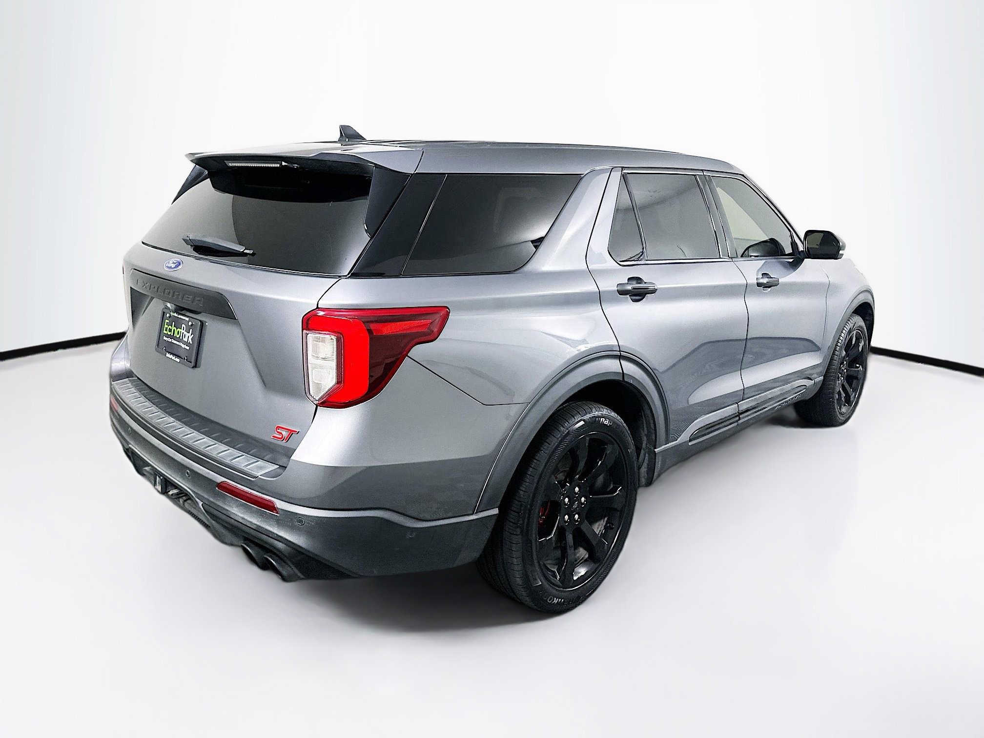 Used 2022 Ford Explorer ST w/ Equipment Group 401A image 9