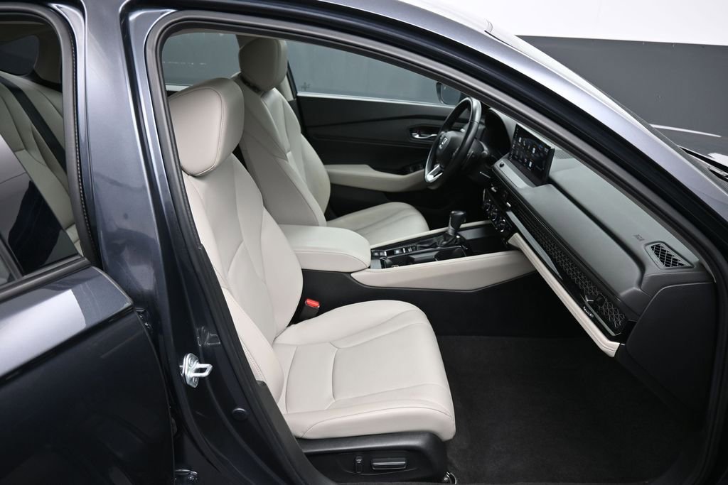 Certified 2024 Honda Accord Touring image 24