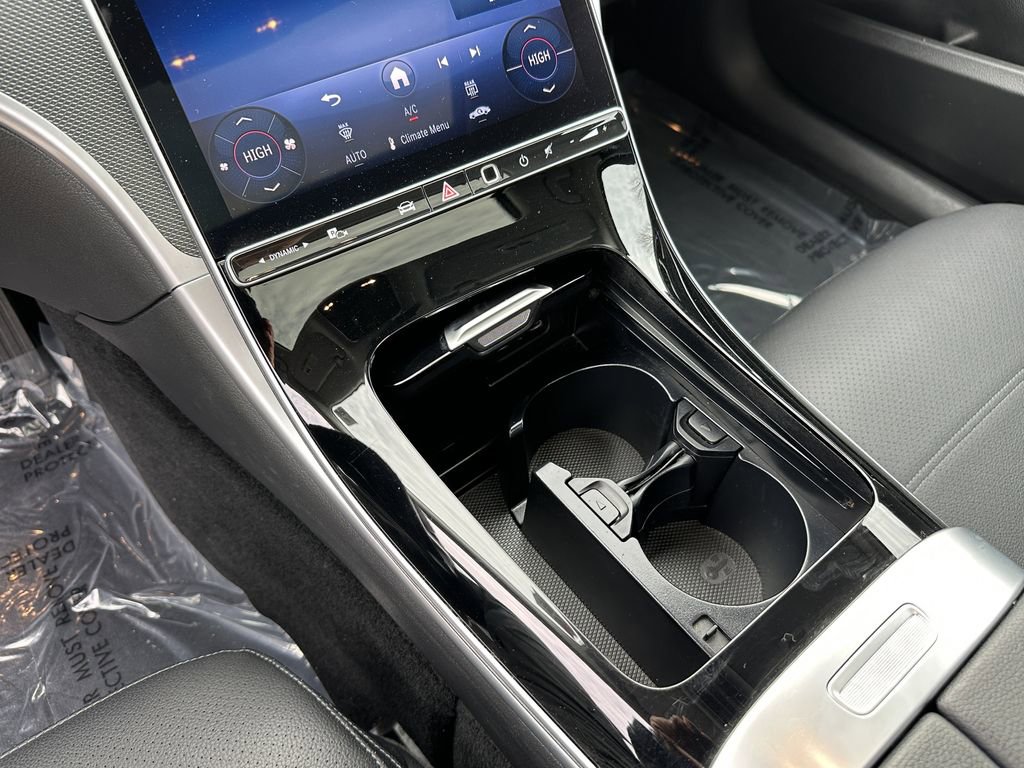 Certified 2025 Mercedes-Benz C 300 4MATIC Sedan image 32