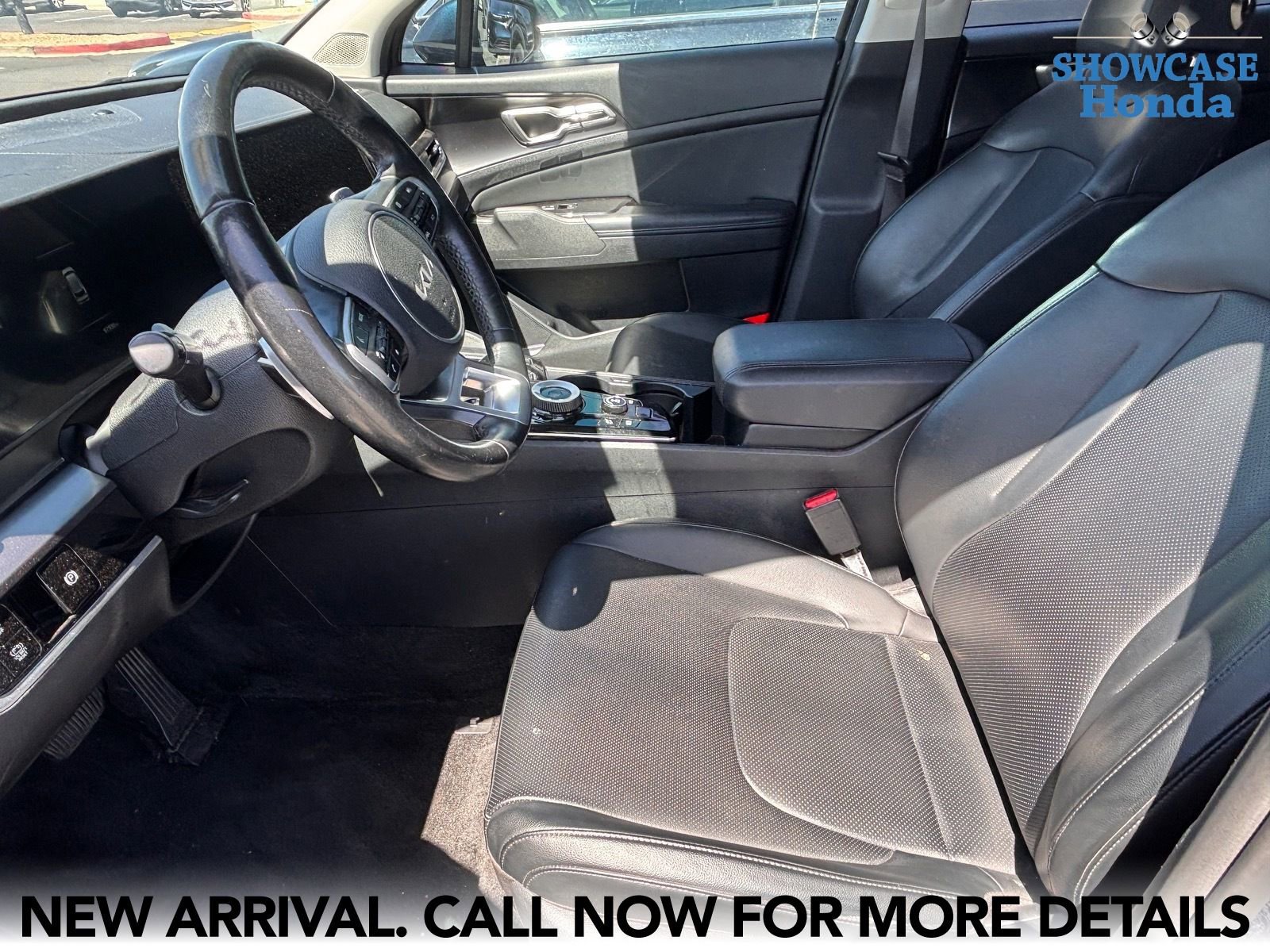 Used 2023 Kia Sportage EX AWD/4WD image 9