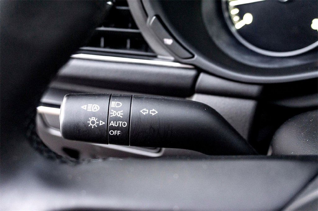 Used 2025 MAZDA MAZDA3 s image 19