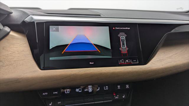 Used 2022 Audi e-tron GT Premium Plus AWD/4WD image 31