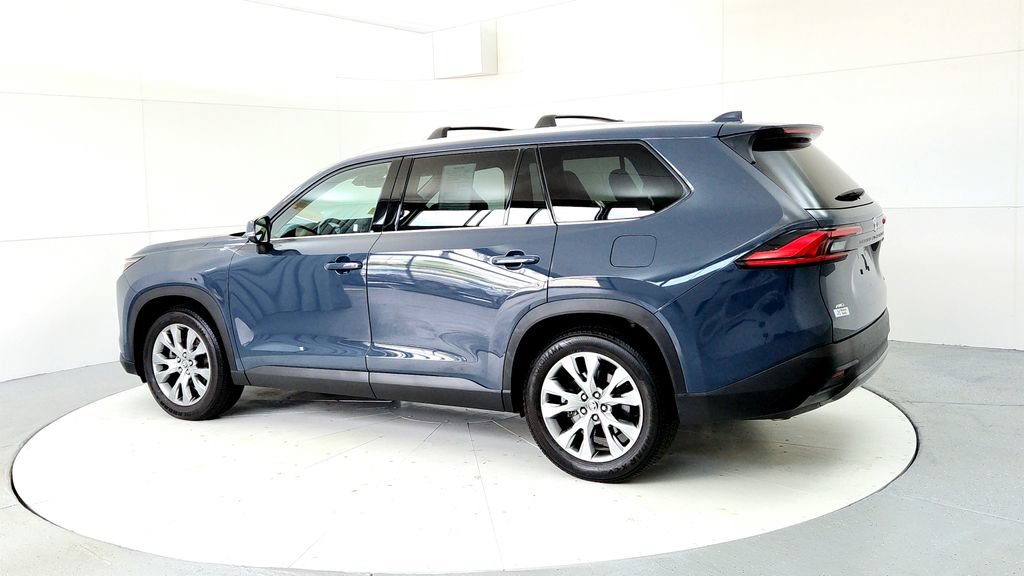 Certified 2024 Toyota Grand Highlander AWD image 4