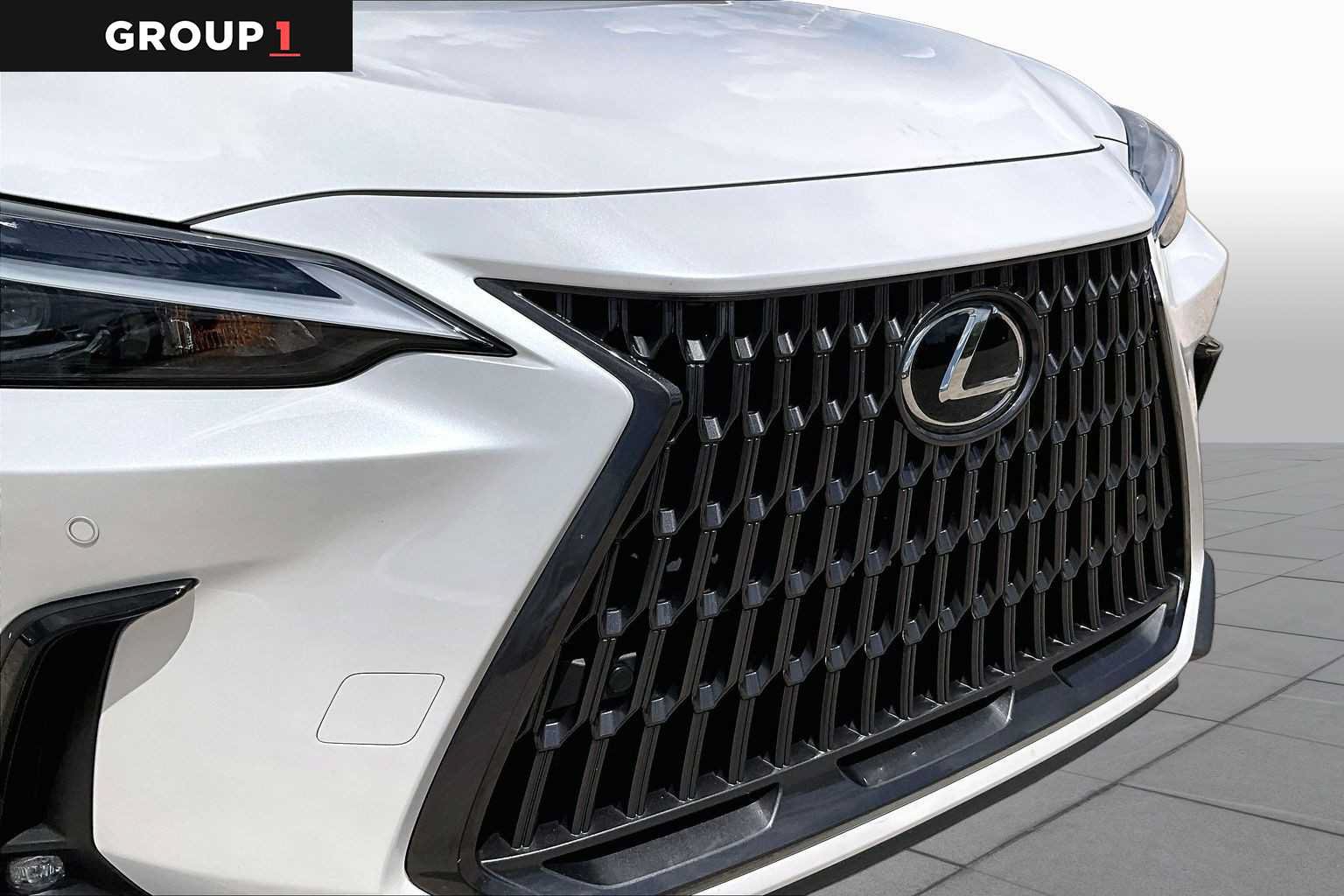 Used 2025 Lexus NX 250 FWD w/ Towing Package (2000 Lbs) image 27