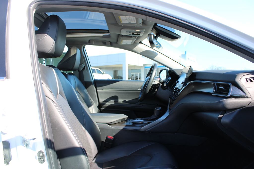 Used 2023 Toyota Camry XSE image 27