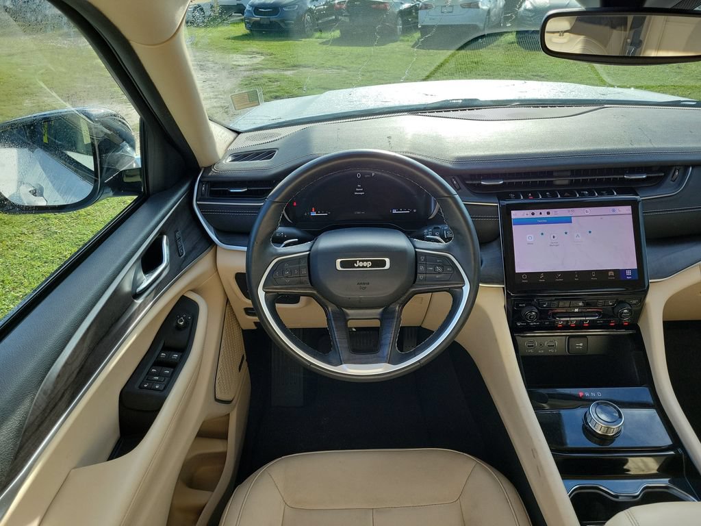 Used 2022 Jeep Grand Cherokee Limited RWD image 13
