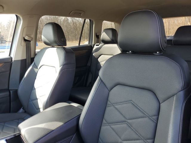 Used 2024 Volkswagen Atlas SE image 15