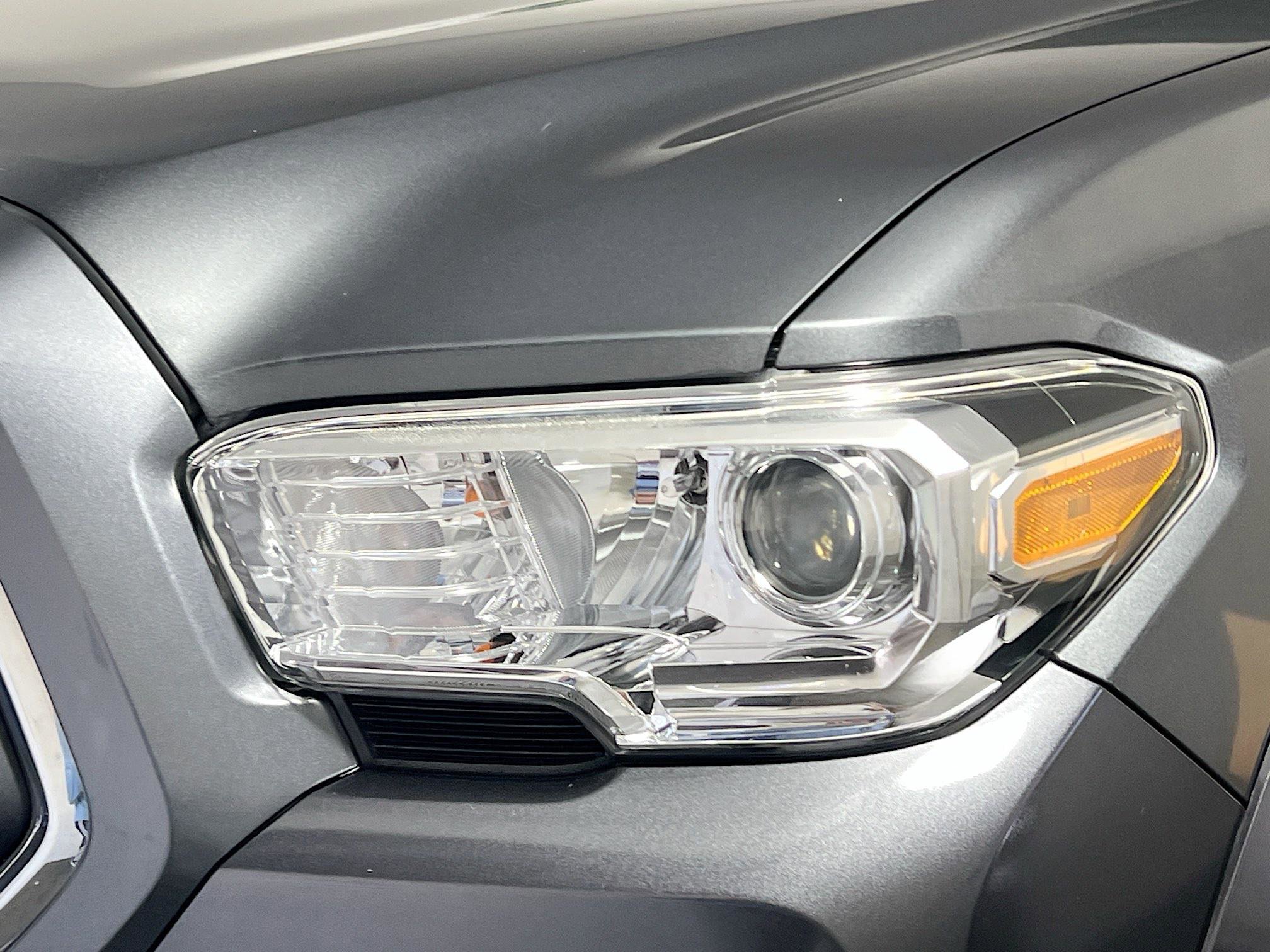 Used 2021 Toyota Tacoma SR5 image 11