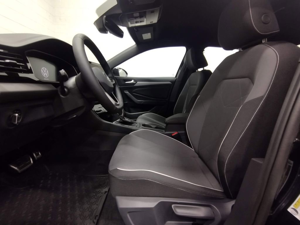 New 2025 Volkswagen Jetta Sport image 20